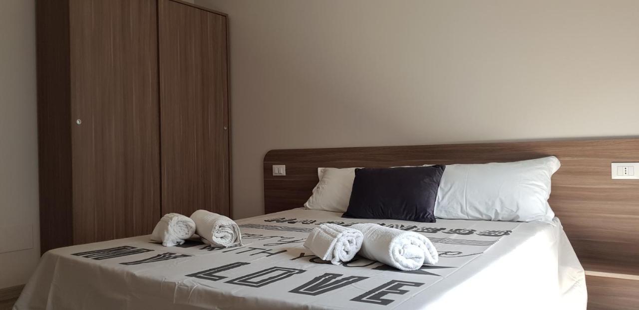 Tre Stelle Al Duomo Bed and Breakfast Κατάνια Εξωτερικό φωτογραφία