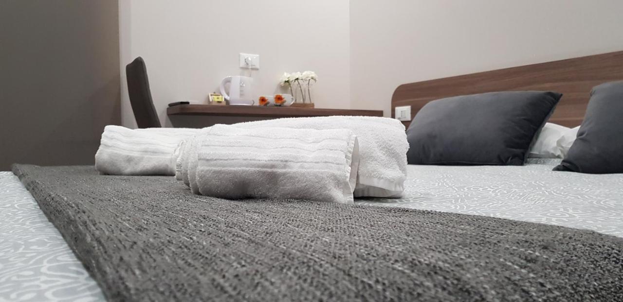Tre Stelle Al Duomo Bed and Breakfast Κατάνια Εξωτερικό φωτογραφία